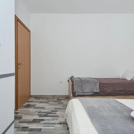 Apartments Luciano Seget Vranjica Exterior photo