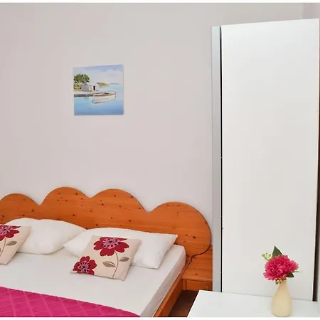 Apartments Luciano Seget Vranjica Room photo