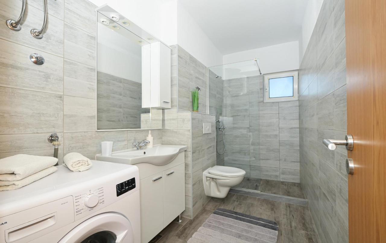 Apartment Luciano Seget Vranjica