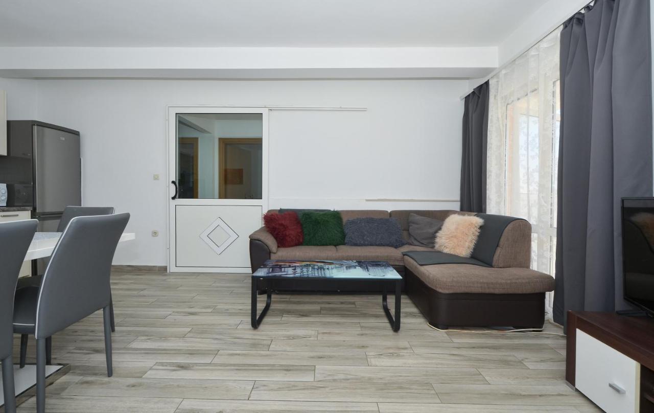 Luciano Apartment *
